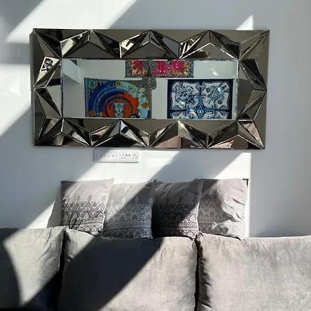 Hermes Penthouse Sea Sky & Mountains