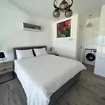 Hermes Penthouse Sea Sky & Mountains Apartment *