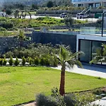 Apartment Hermes Penthouse Sea Sky & Mountains Akanthou