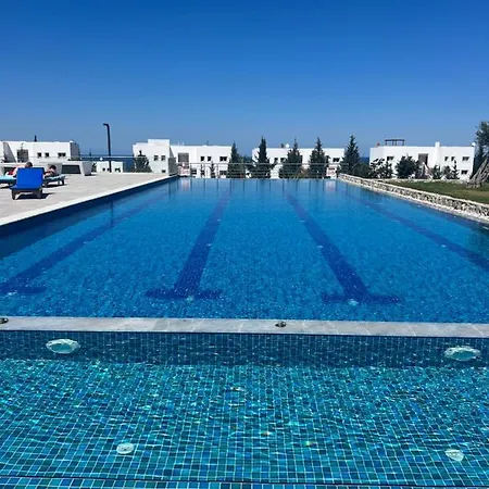 Hermes Penthouse Sea Sky & Mountains Apartment Akanthou