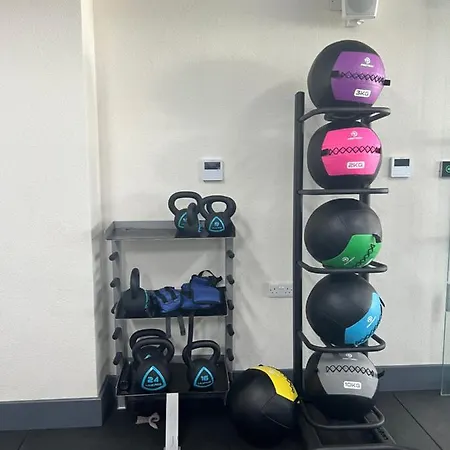 Hermes Penthouse Sea Sky & Mountains *