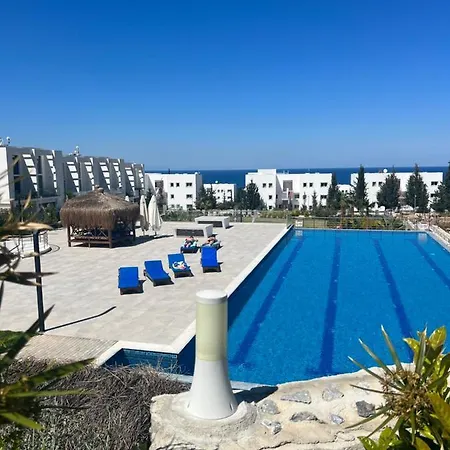 Hermes Penthouse Sea Sky & Mountains *